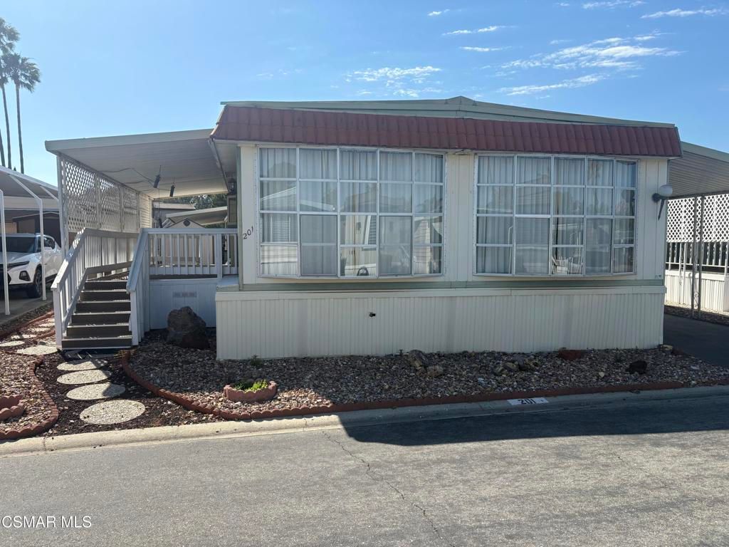 195 Tierra Rejada Road 201, Simi Valley, CA 93065