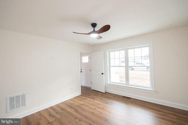 120 ACADEMY ST, Secretary, MD 21664