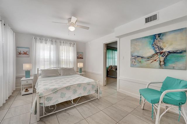 14 South Lane, Boynton Beach, FL 33435