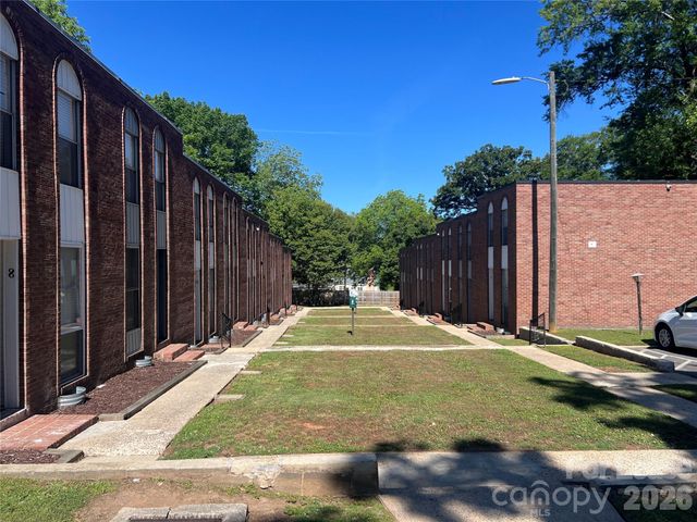 407 S Chester Street 15, Gastonia, NC 28052