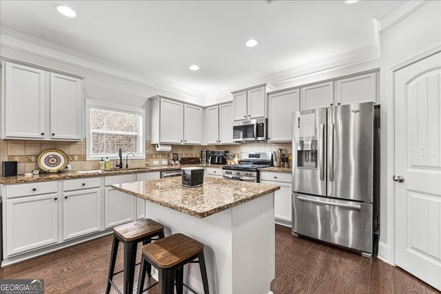 556 Olympic Way, Acworth, GA 30102