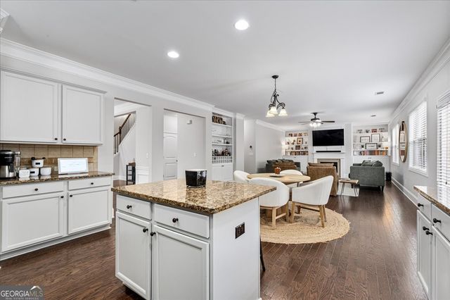 556 Olympic Way, Acworth, GA 30102