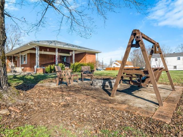 108 13th Street, Williamsburg, KY 40769