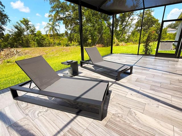 12055 FOREST MANOR LANE, Seffner, FL 33584