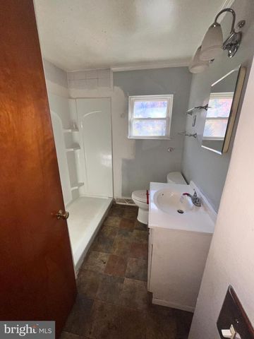 1074 BRADDOCK RD, Cumberland, MD 21502