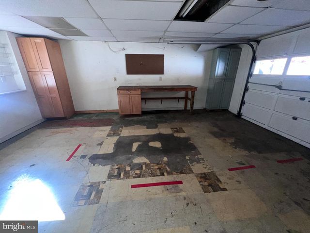 1074 BRADDOCK RD, Cumberland, MD 21502