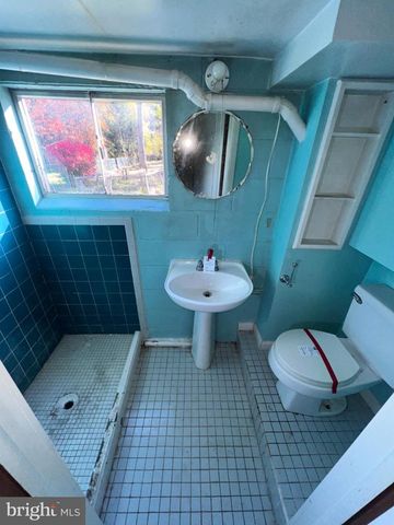 1074 BRADDOCK RD, Cumberland, MD 21502