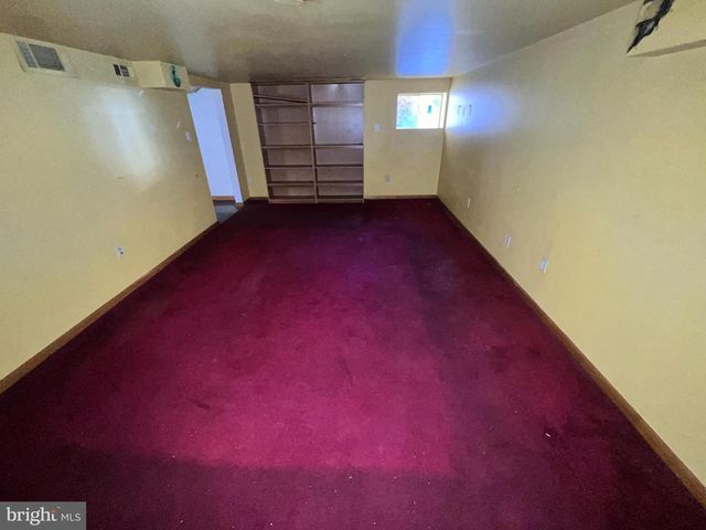 1074 BRADDOCK RD, Cumberland, MD 21502