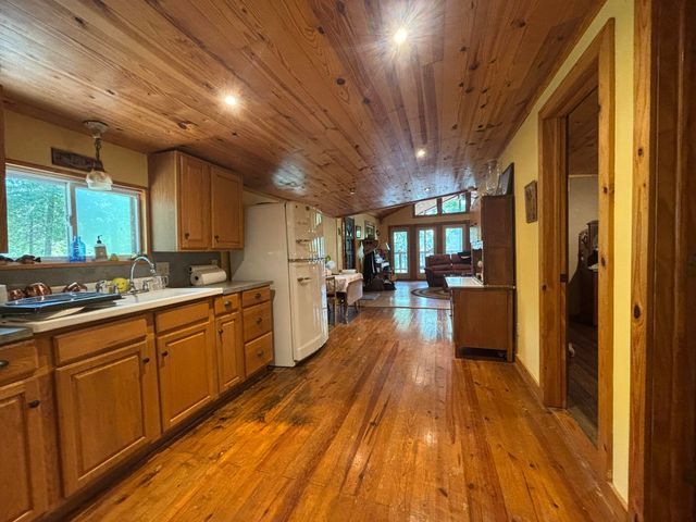 6417 SE 77th Street, Riverton, KS 66770