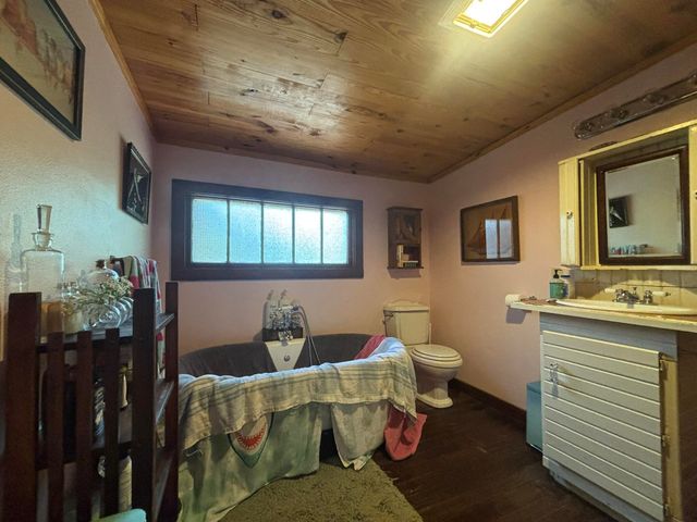 6417 SE 77th Street, Riverton, KS 66770