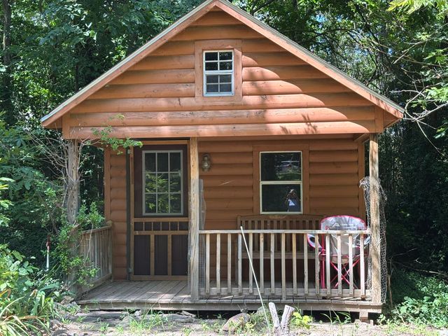 6417 SE 77th Street, Riverton, KS 66770