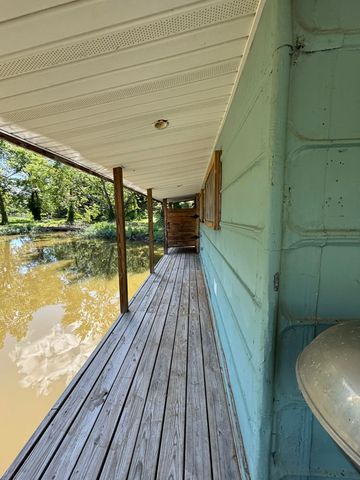 6417 SE 77th Street, Riverton, KS 66770