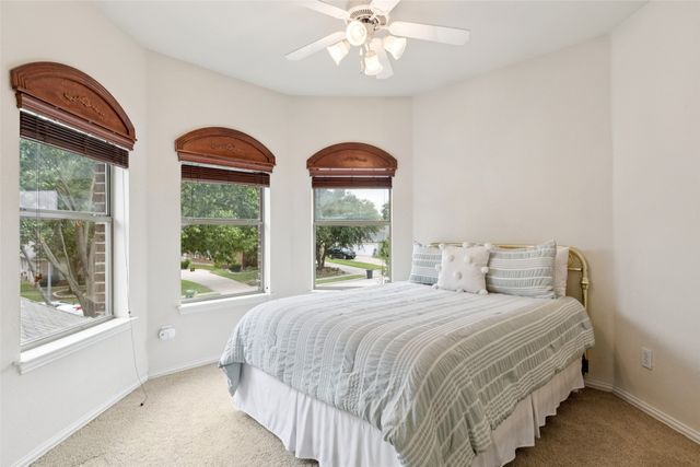 5516 Greenview Court, North Richland Hills, TX 76148