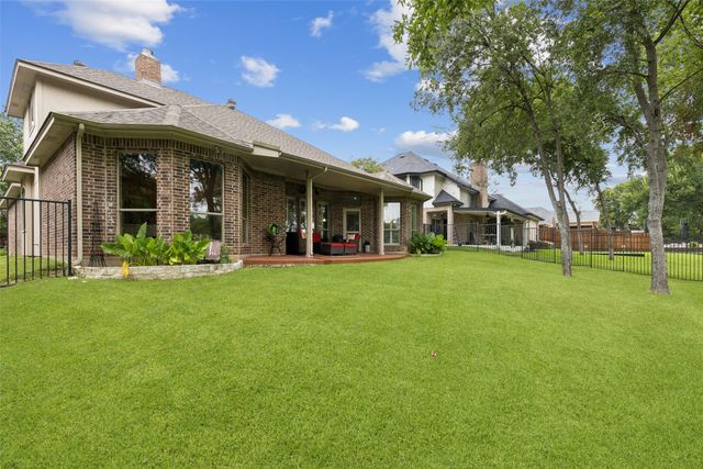 5516 Greenview Court, North Richland Hills, TX 76148