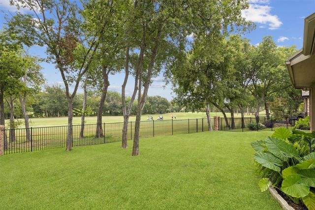 5516 Greenview Court, North Richland Hills, TX 76148
