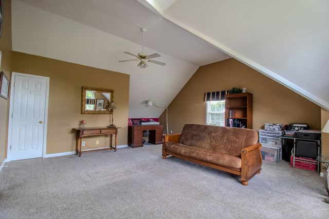 213 Blueberry St, White House, TN 37188