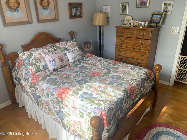 3031 Fordhaven Rd, Louisville, KY 40214