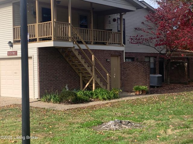 3031 Fordhaven Rd, Louisville, KY 40214