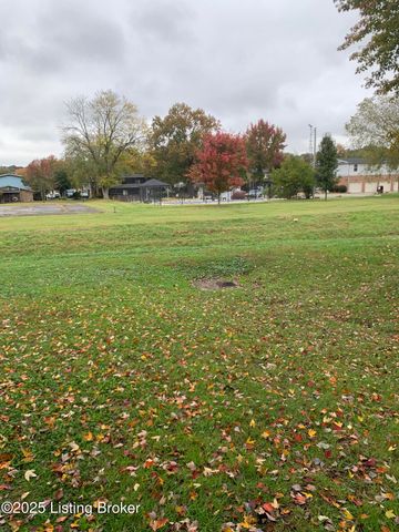 3031 Fordhaven Rd, Louisville, KY 40214