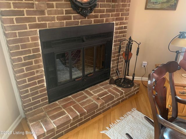 3031 Fordhaven Rd, Louisville, KY 40214