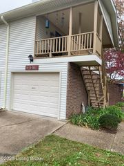 3031 Fordhaven Rd, Louisville, KY 40214