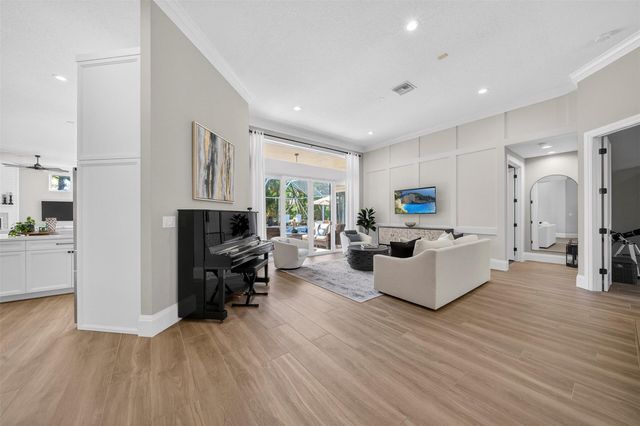 10110 NW 68th Court, Parkland, FL 33076