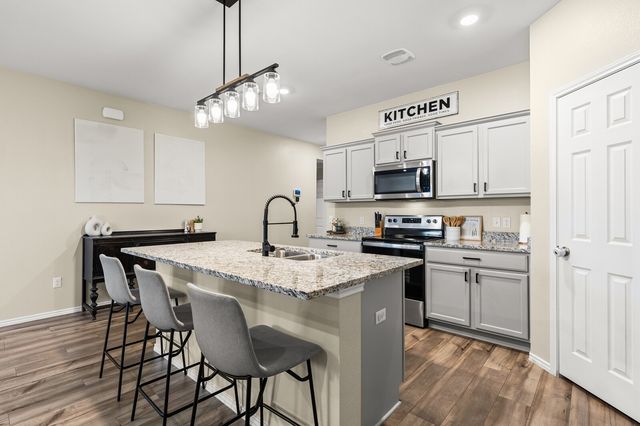 7201 Llano Drive, China Spring, TX 76633