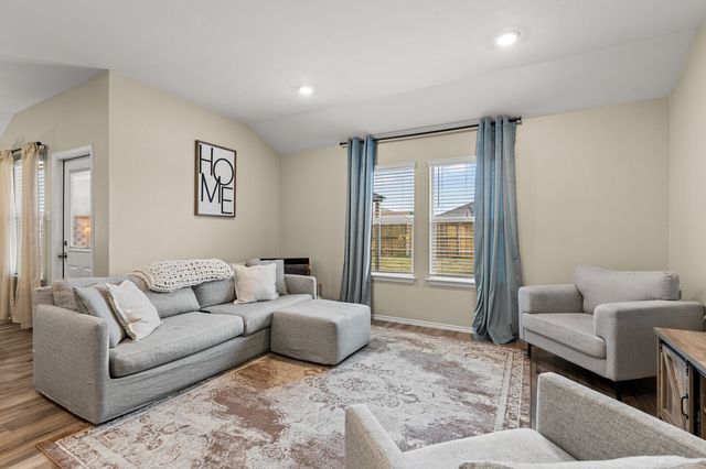 7201 Llano Drive, China Spring, TX 76633