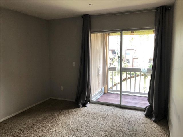 498 N PIN OAK PLACE 304, Longwood, FL 32779