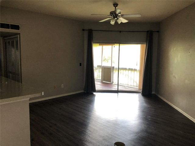 498 N PIN OAK PLACE 304, Longwood, FL 32779