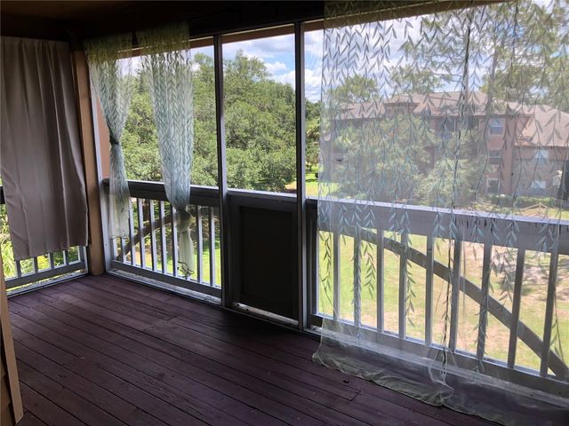 498 N PIN OAK PLACE 304, Longwood, FL 32779