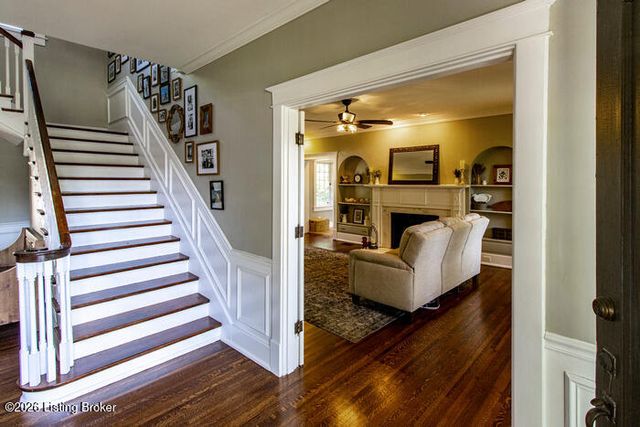 935 Cardinal Dr, Louisville, KY 40213