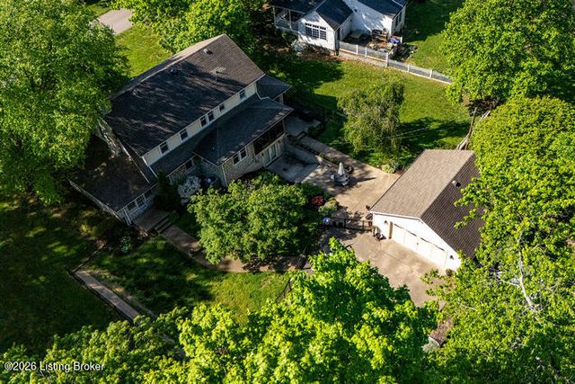935 Cardinal Dr, Louisville, KY 40213