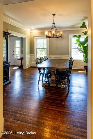 935 Cardinal Dr, Louisville, KY 40213