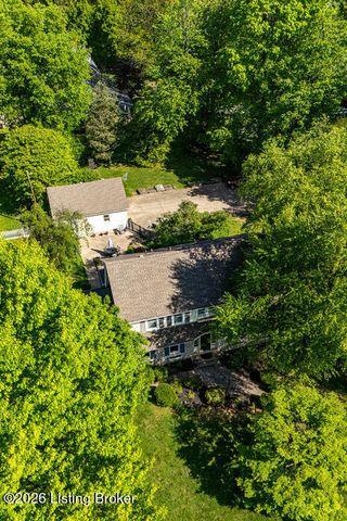 935 Cardinal Dr, Louisville, KY 40213