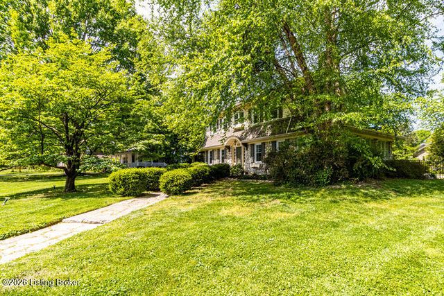935 Cardinal Dr, Louisville, KY 40213