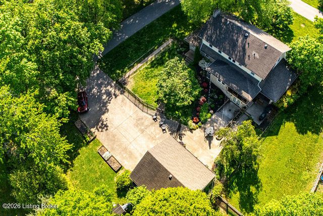 935 Cardinal Dr, Louisville, KY 40213