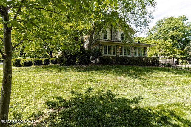 935 Cardinal Dr, Louisville, KY 40213