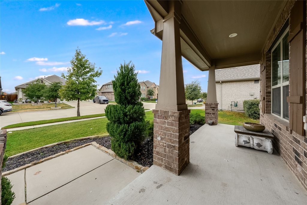2800 Lakeside Drive, Aubrey, TX 76227 — photo 2