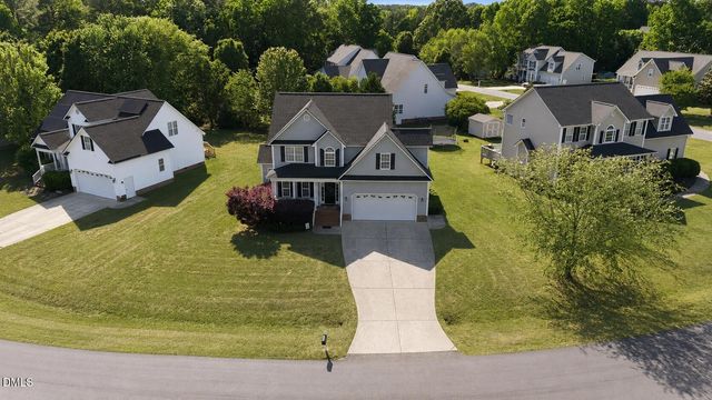 323 Windgate Dr, Clayton, NC 27527
