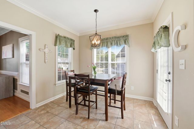 323 Windgate Dr, Clayton, NC 27527
