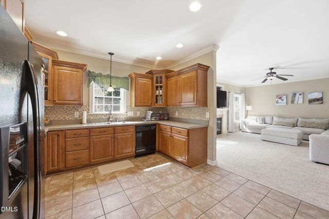323 Windgate Dr, Clayton, NC 27527