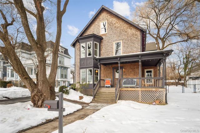 39 Washington Avenue, Ossining, NY 10562