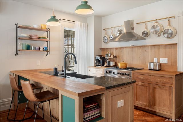 39 Washington Avenue, Ossining, NY 10562