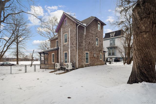 39 Washington Avenue, Ossining, NY 10562