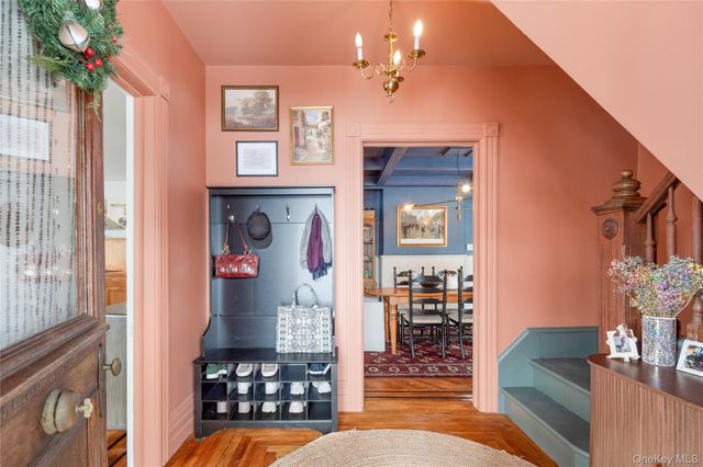 39 Washington Avenue, Ossining, NY 10562