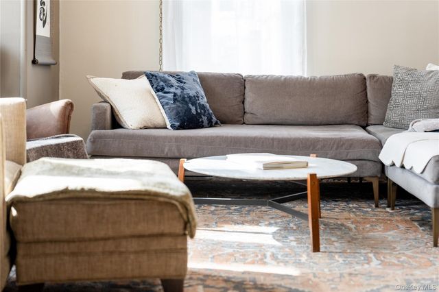 39 Washington Avenue, Ossining, NY 10562