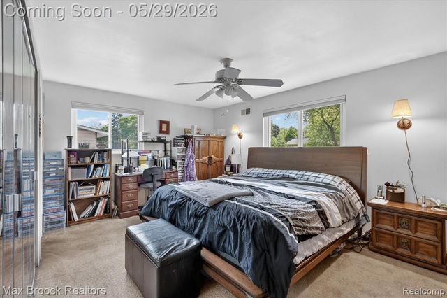 30195 Pleasant Trail, Southfield, MI 48076