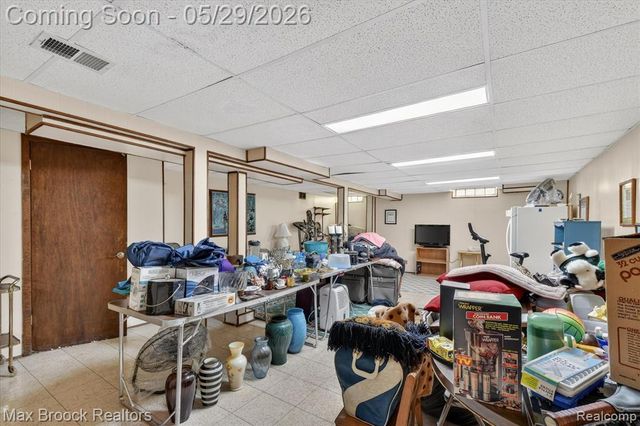 30195 Pleasant Trail, Southfield, MI 48076