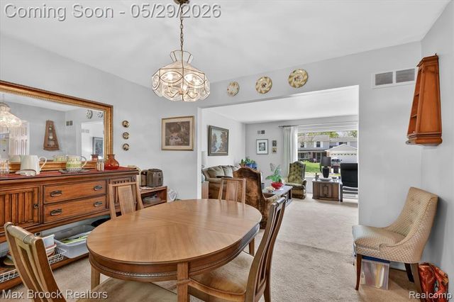 30195 Pleasant Trail, Southfield, MI 48076